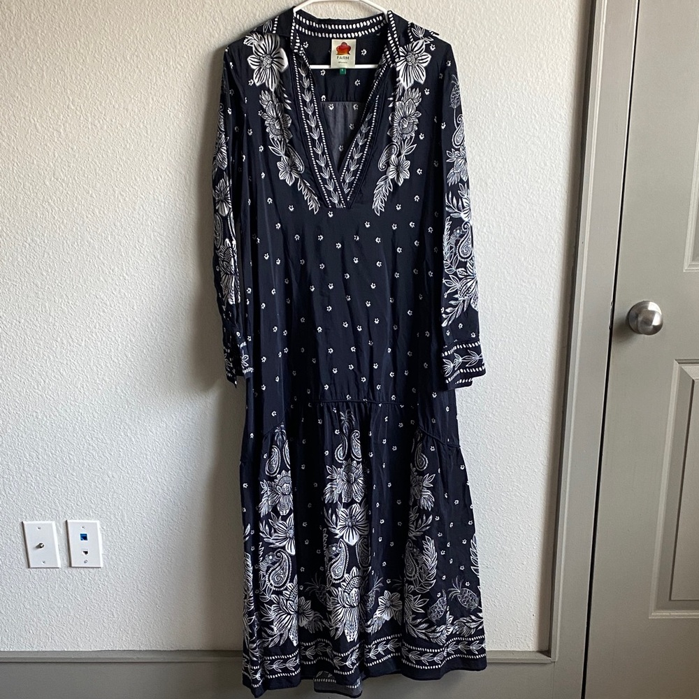 FARM Rio Black and White Floral Long Sleeve Dress